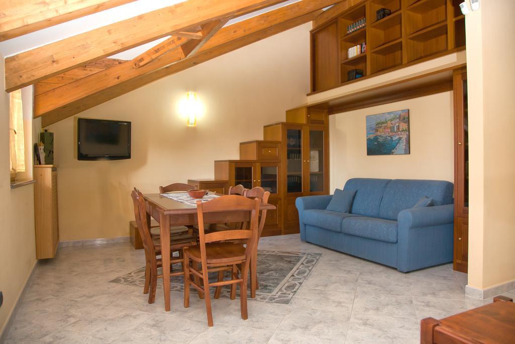 The Sweet Garret Appartement Agerola Kamer foto